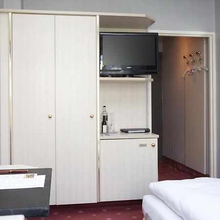 Berlin Plaza Hotel Am Kurfuerstendamm エクステリア 写真
