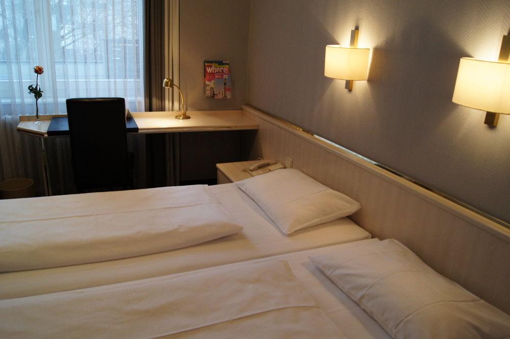 Berlin Plaza Hotel Am Kurfuerstendamm エクステリア 写真