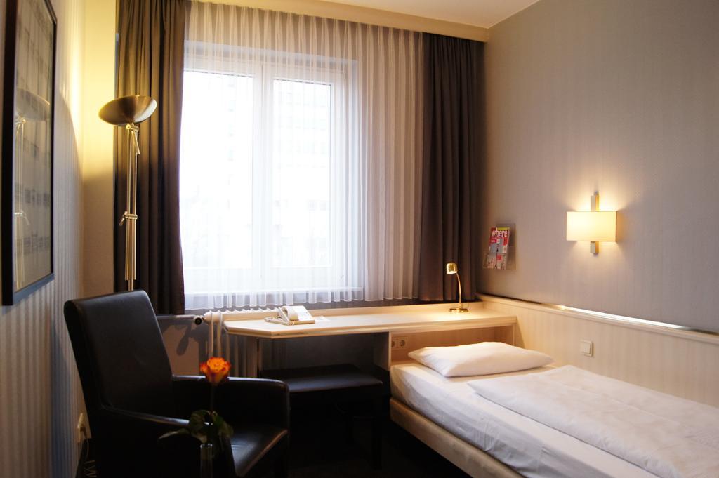 Berlin Plaza Hotel Am Kurfuerstendamm 部屋 写真